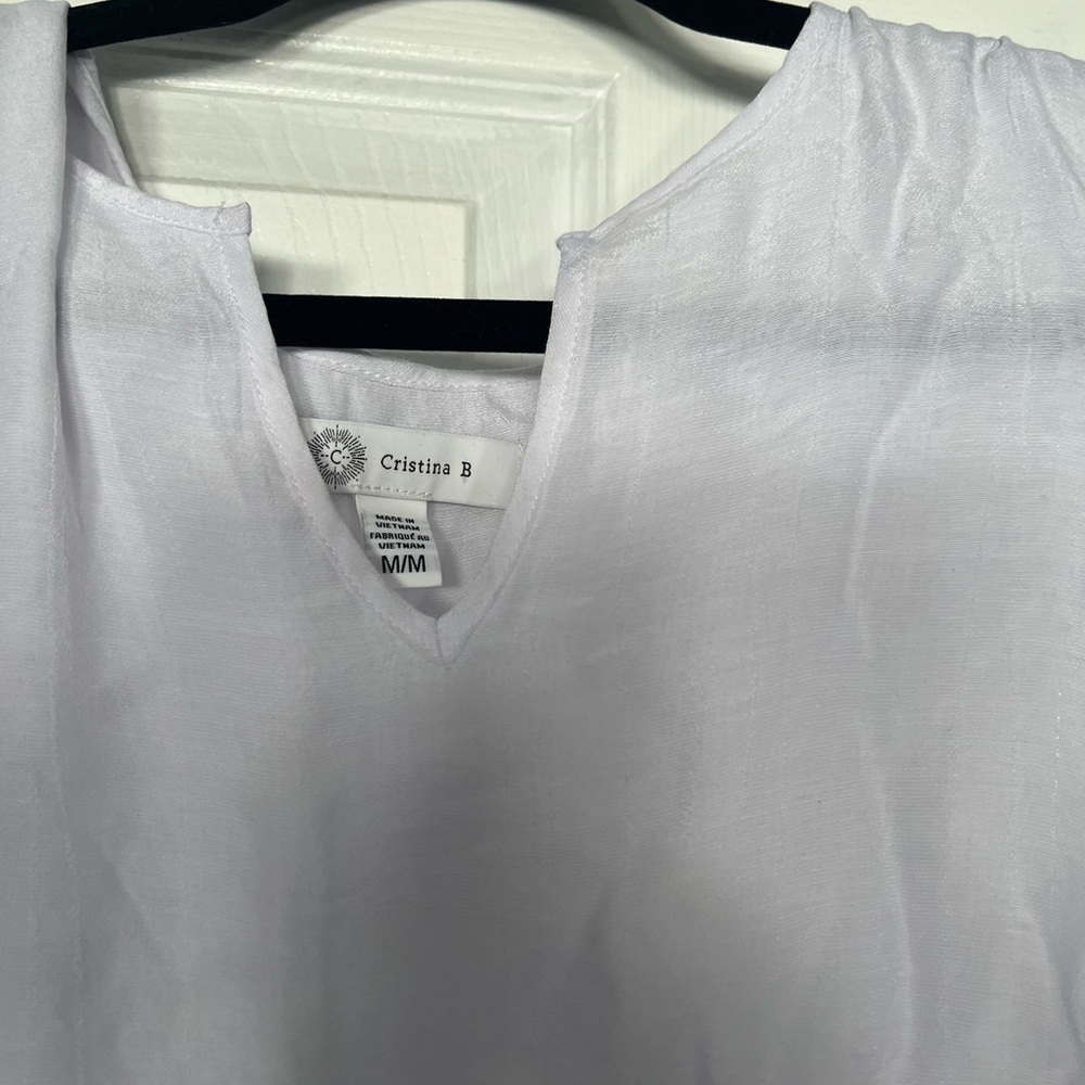 Cristina B White V-Neck Tunic Top